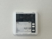 【給湯器リモコン】