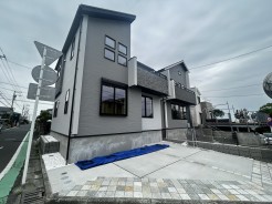 現地外観写真※左側1号棟