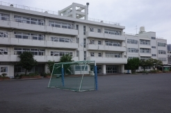 横浜市金沢区泥亀1丁目