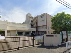 横浜市西区浅間町1丁目