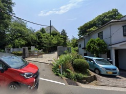 横浜市磯子区上中里町