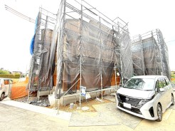草加市新里町